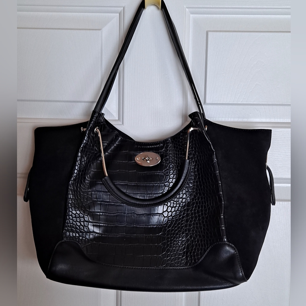 Sondra Roberts Squared BlackPebbled Vegan Leather Tote/Purse Handbag Sz Large.